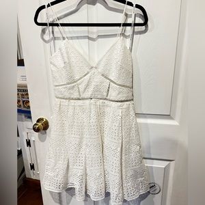 Self-portrait white dress size 6 new with tag
